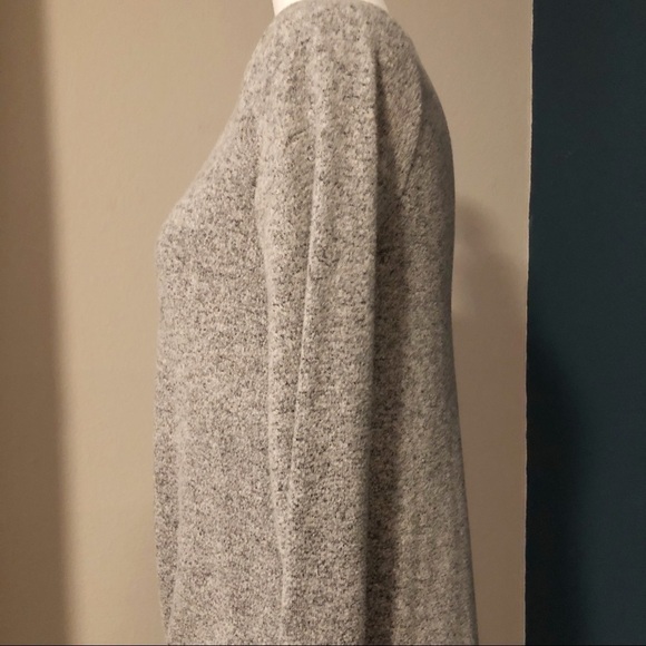 IZ Byer marled gray tie front blouse - Picture 10 of 12